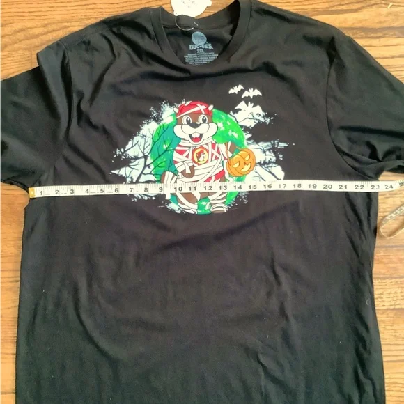 NWT Buc-ee’s Halloween T-Shirt - Picture 6 of 13